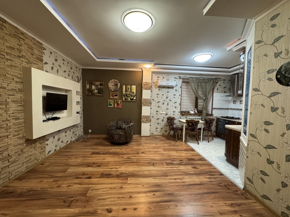 
  Продается 2-комн. квартира, 61 м², Терская ул, д. 221
. Фото 4.