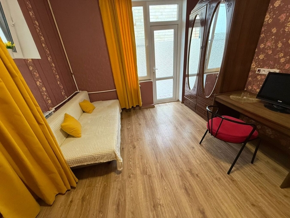 
  Продается 1-комн. квартира, 16 м², Шевченко ул, д. 133
. Фото 7.