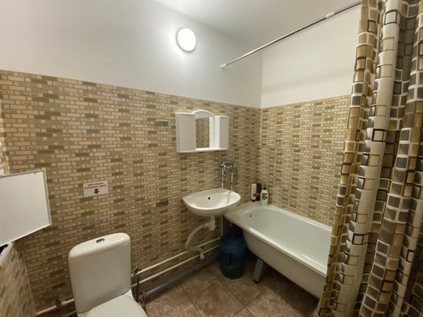 
  Продается 1-комн. квартира, 36 м², Адмирала Пустошкина ул, д. 22к4
. Фото 8.