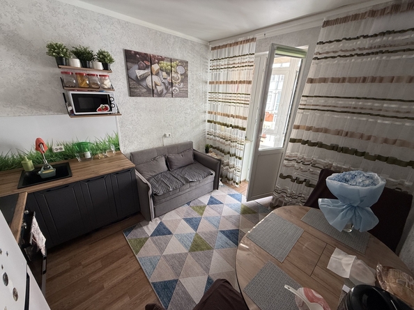 
  Продается 1-комн. квартира, 42 м², Лермонтова ул, д. 118А
. Фото 3.