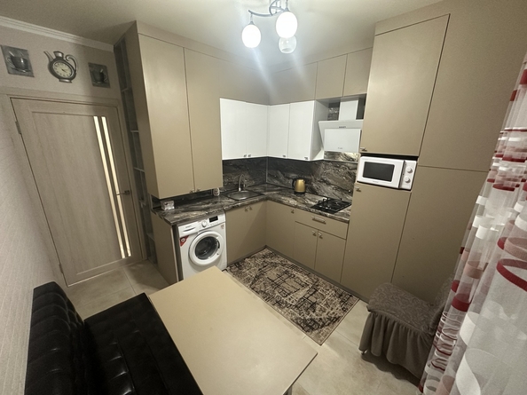 
  Продается 1-комн. квартира, 35 м², Ленина ул, д. 180Ак12
. Фото 2.
