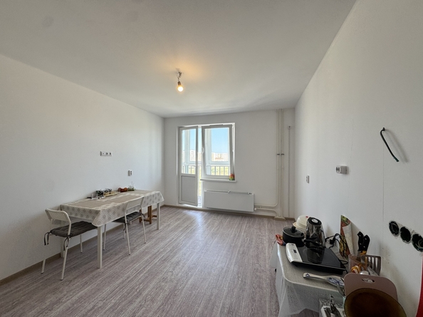 
  Продается 2-комн. квартира, 73 м², Адмирала Пустошкина ул, д. 16
. Фото 11.