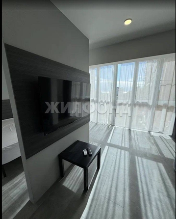 
  Продается 1-комн. квартира, 38.2 м², Роз ул, д. 36
. Фото 2.