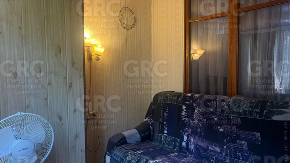 
  Продается 1-комн. квартира, 30 м², Конституции СССР ул, д. 10
. Фото 3.