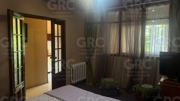 
  Продается 1-комн. квартира, 30 м², Конституции СССР ул, д. 10
. Фото 5.