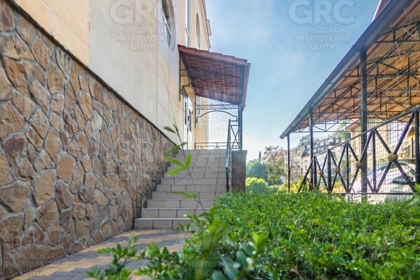 
  Продается 4-комн. квартира, 92 м², Клубничная ул, д. 1/14
. Фото 6.