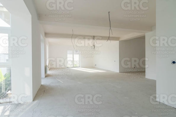 
  Продается 4-комн. квартира, 92 м², Клубничная ул, д. 1/14
. Фото 15.