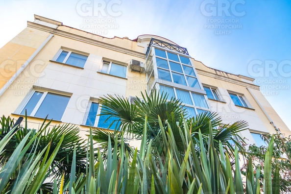 
  Продается 4-комн. квартира, 92 м², Клубничная ул, д. 1/14
. Фото 20.