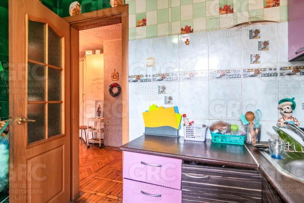 
  Продается 3-комн. квартира, 56.7 м², Санаторная ул, д. 49/8
. Фото 3.