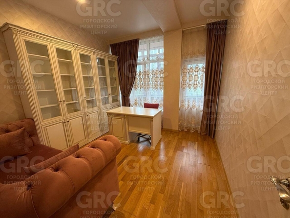 
  Продается 3-комн. квартира, 139 м², Калужская ул, д. 40
. Фото 25.