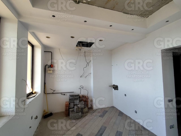 
  Продается студия, 64 м², Калужская ул, д. 23/1
. Фото 3.