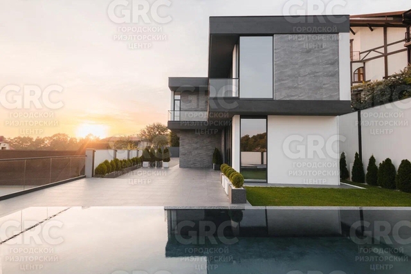 
  Продается дом, 310 м², Сочи
. Фото 3.