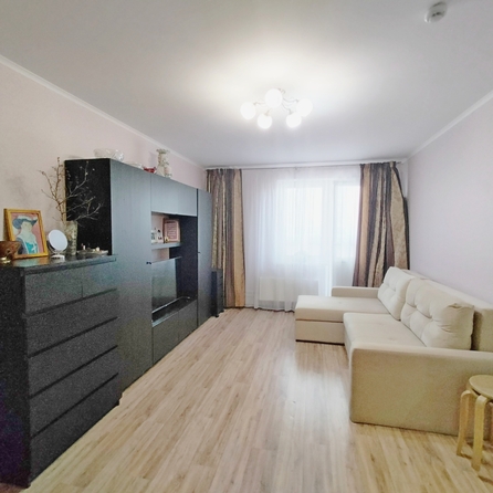 
  Продается 1-комн. квартира, 40 м², Адмирала Пустошкина ул, д. 10
. Фото 1.