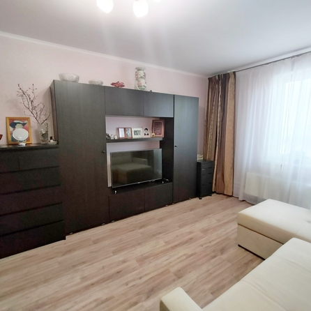 
  Продается 1-комн. квартира, 40 м², Адмирала Пустошкина ул, д. 10
. Фото 2.