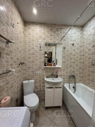 
  Продается 1-комн. квартира, 51.6 м², Параллельная ул, д. 8/6
. Фото 18.