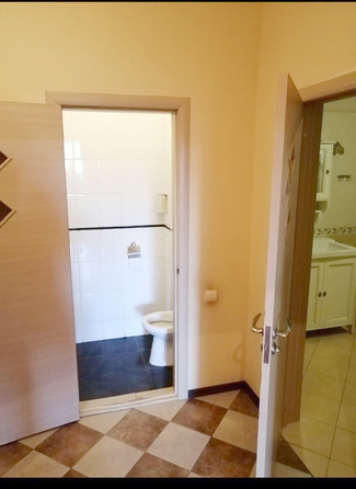 
  Продам 2-комн. квартиру, 68 м², Вологодская ул, д. 22
. Фото 9.