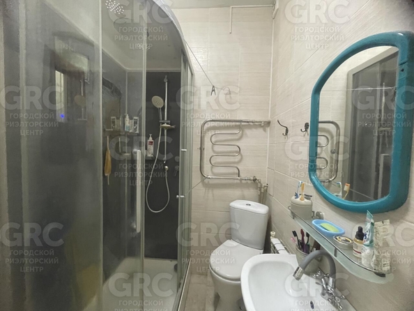 
  Продается 2-комн. квартира, 42 м², Вишневая ул, д. 22/2
. Фото 10.