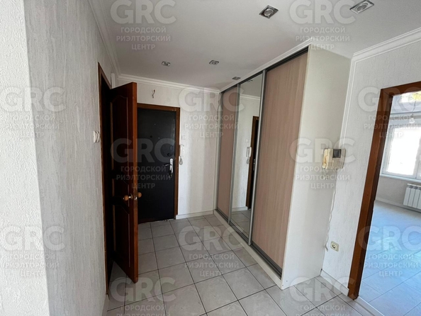 
  Продается 3-комн. квартира, 78 м², Виноградная ул, д. 152
. Фото 9.