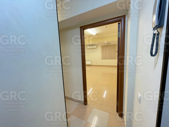 
  Продается 2-комн. квартира, 48 м², Островского ул, д. 25
. Фото 6.