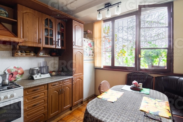 
  Продается 3-комн. квартира, 75.5 м², Альпийская ул, д. 31А
. Фото 3.