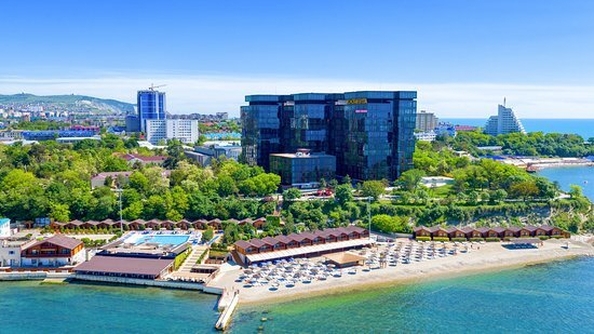 
  Продается 1-комн. квартира, 93 м², Революции пр-кт, д. 3
. Фото 3.