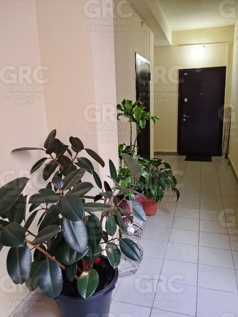 
  Продается 3-комн. квартира, 74 м², Водораздельная ул, д. 2
. Фото 8.