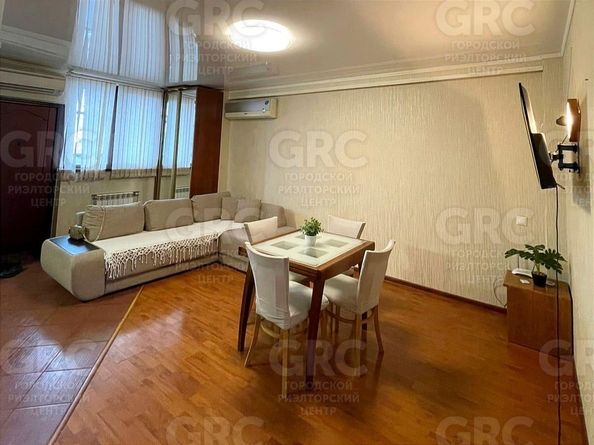
  Продается 3-комн. квартира, 74 м², Пасечная ул, д. 61/2
. Фото 3.