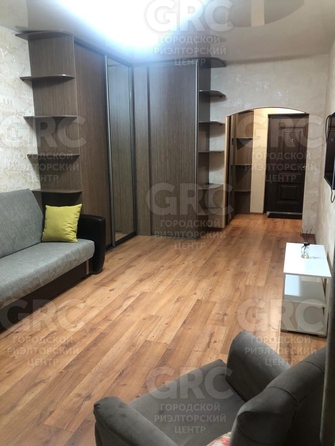 
  Продается 2-комн. квартира, 56 м², Юных Ленинцев ул, д. 10
. Фото 1.
