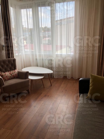 
  Продается 2-комн. квартира, 56 м², Юных Ленинцев ул, д. 10
. Фото 4.
