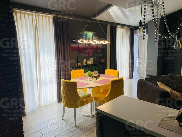 
  Продается 4-комн. квартира, 130 м², Полтавская ул, д. 14
. Фото 9.