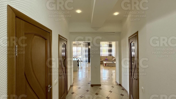 
  Продается 3-комн. квартира, 140 м², Анапская ул, д. 3/12
. Фото 2.