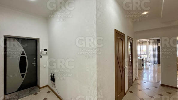 
  Продается 3-комн. квартира, 140 м², Анапская ул, д. 3/12
. Фото 15.