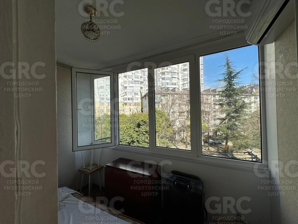 
  Продается 1-комн. квартира, 32 м², Невская ул, д. 14
. Фото 2.