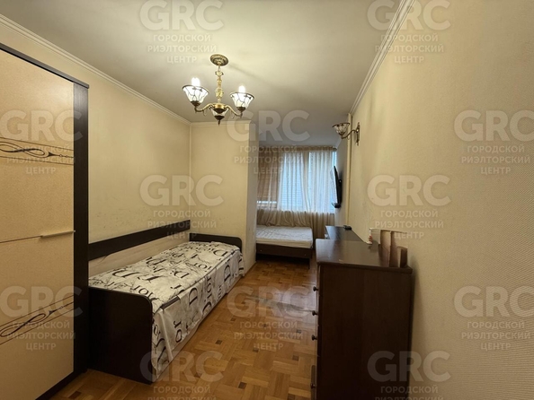 
  Продается 2-комн. квартира, 48.6 м², Нагорная ул, д. 27
. Фото 3.