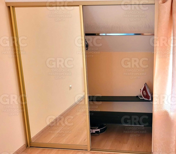 
  Продается 2-комн. квартира, 44 м², Макаренко ул, д. 8Б
. Фото 6.