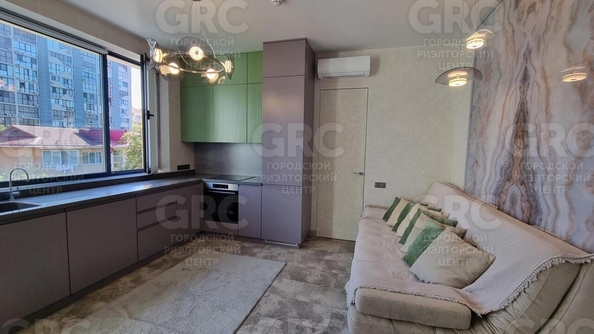 
  Продается 2-комн. квартира, 42 м², Конституции СССР ул, д. 18
. Фото 20.