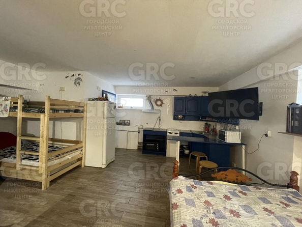 
  Продается 1-комн. квартира, 32.4 м², Клубничная ул, д. 76
. Фото 5.