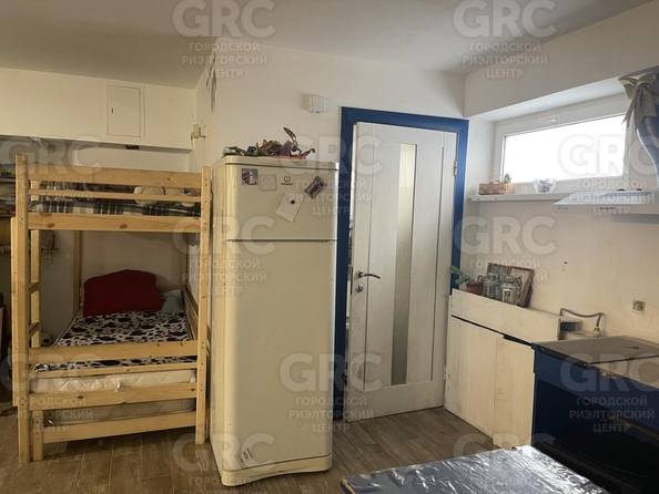 
  Продается 1-комн. квартира, 32.4 м², Клубничная ул, д. 76
. Фото 8.