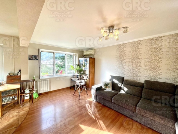 
  Продается 3-комн. квартира, 71 м², Пластунская ул, д. 193
. Фото 1.