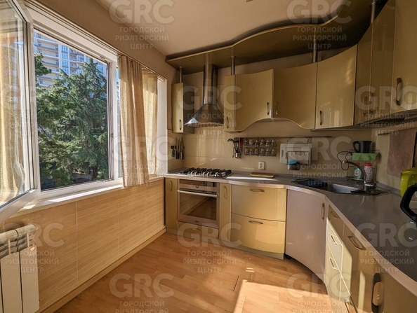 
  Продается 3-комн. квартира, 71.8 м², Горького пер, д. 13
. Фото 5.