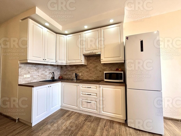 
  Продается 1-комн. квартира, 36 м², Виноградная ул
. Фото 8.