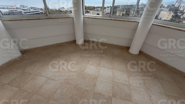 
  Продается 4-комн. квартира, 220 м², Войкова ул, д. 35
. Фото 11.