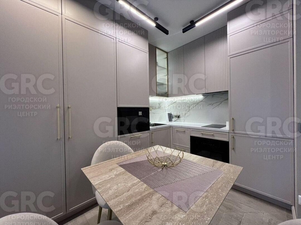 
  Продается 2-комн. квартира, 35 м², Трунова пер, д. 6
. Фото 8.