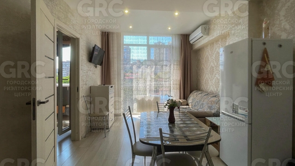 
  Продается 1-комн. квартира, 37.5 м², Полтавская ул, д. 21
. Фото 4.