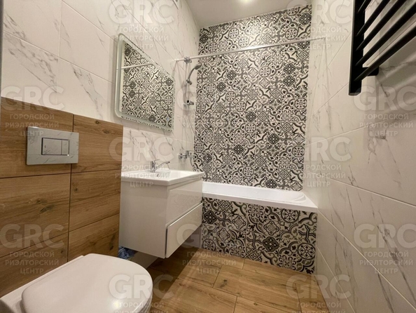 
  Продается 2-комн. квартира, 70 м², Есауленко ул, д. 4/6
. Фото 9.