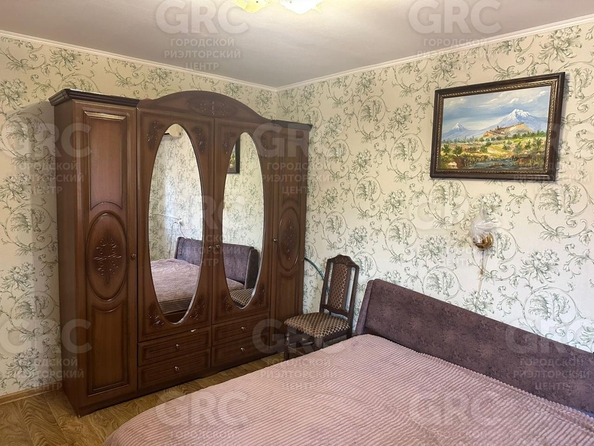 
  Продается 2-комн. квартира, 62 м², Ульянова ул, д. 53
. Фото 1.