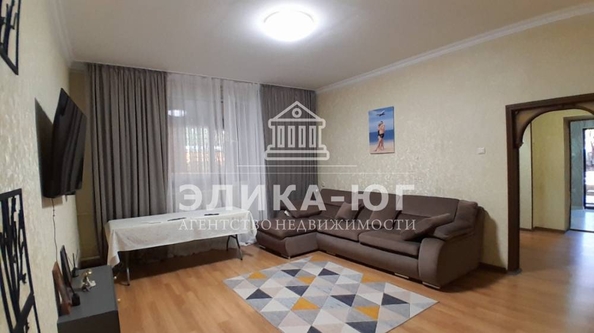
  Продается 4-комн. квартира 114.2 м². Фото 1.