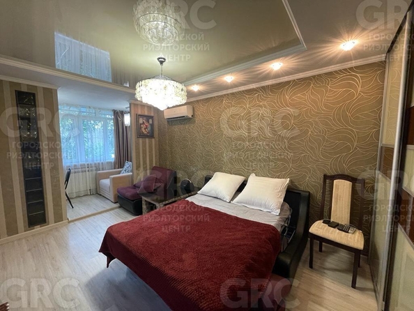 
  Продается 1-комн. квартира, 26.9 м², Ульянова ул, д. 107
. Фото 7.