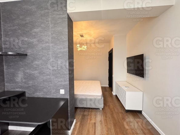 
  Продается 2-комн. квартира, 56 м², Туапсинская ул, д. 8
. Фото 11.