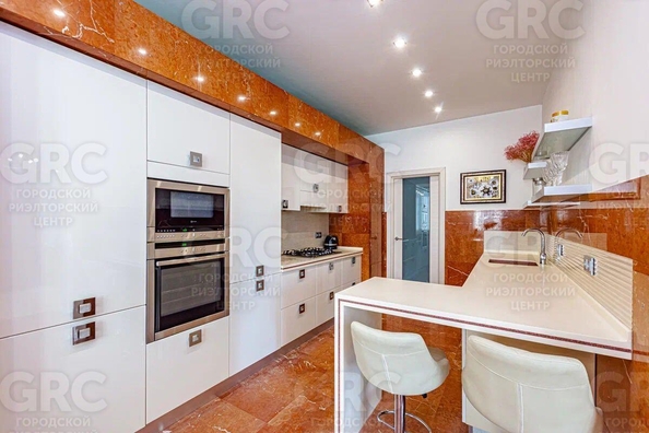 
  Продается 3-комн. квартира, 109 м², Пионерская ул, д. 14
. Фото 1.